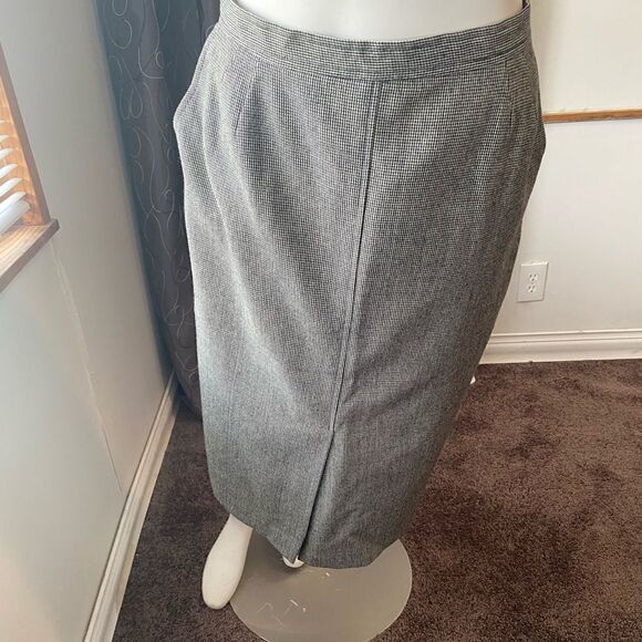 Evan Picone Vintage Black/White Tweed Wool Blend skirt, size 16 - Picture 1 of 5